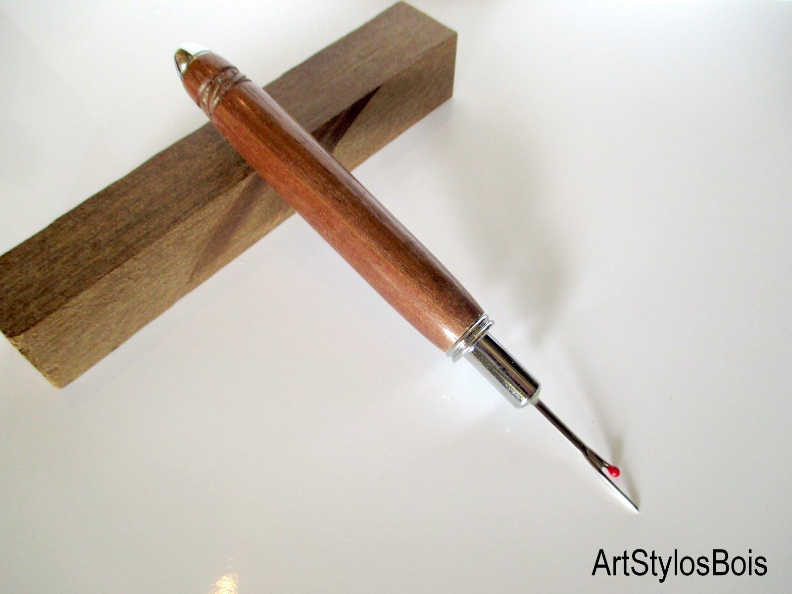 Stylos et objets en bois fabrication artisanale, idée cadeau